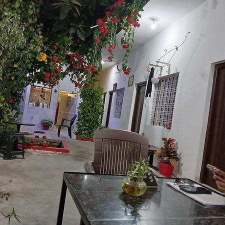 The Highvill Home Stay Khajuraho Luaran gambar